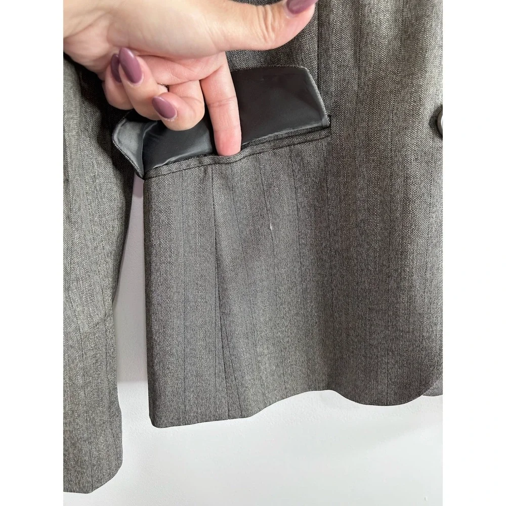 J Crew Womens Grey Wool Blazer Jacket Size 4 Career Office Capsule Preppy School